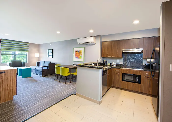 Hampton Inn & Suites Seattle-Downtown