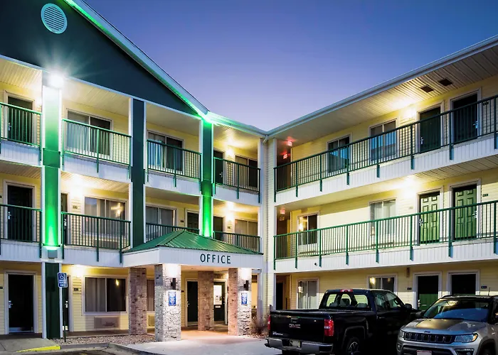 Hometowne Studios By Red Roof Colorado Springs - Airport