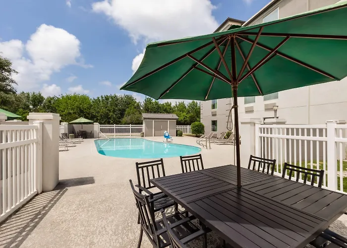 La Quinta By Wyndham Austin Round Rock