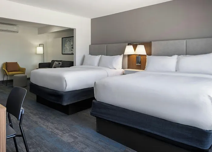 Baymont Inn & Suites By Wyndham Findlay