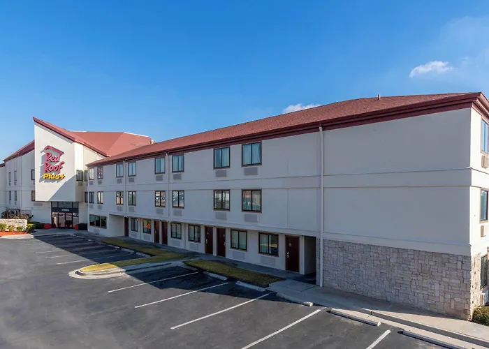 Red Roof Inn Plus+ El Paso East