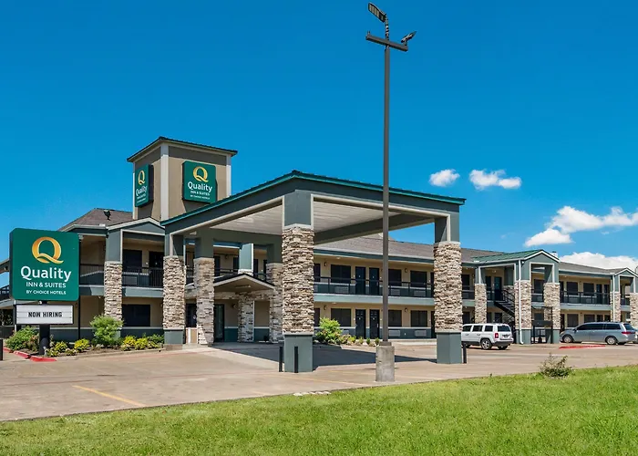 Quality Inn & Suites Garland - East Dallas