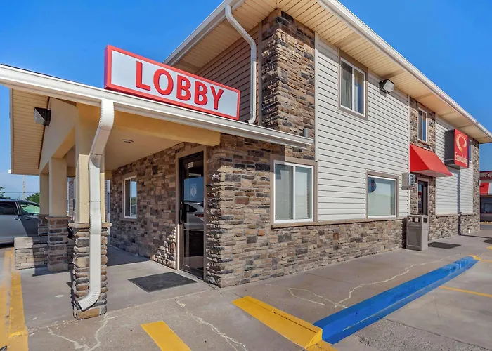 Econo Lodge Hays I-70