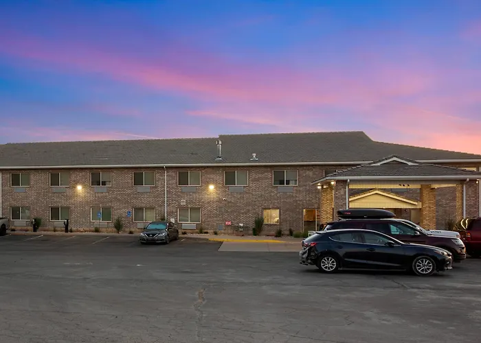 Quality Inn & Suites Fillmore I-15
