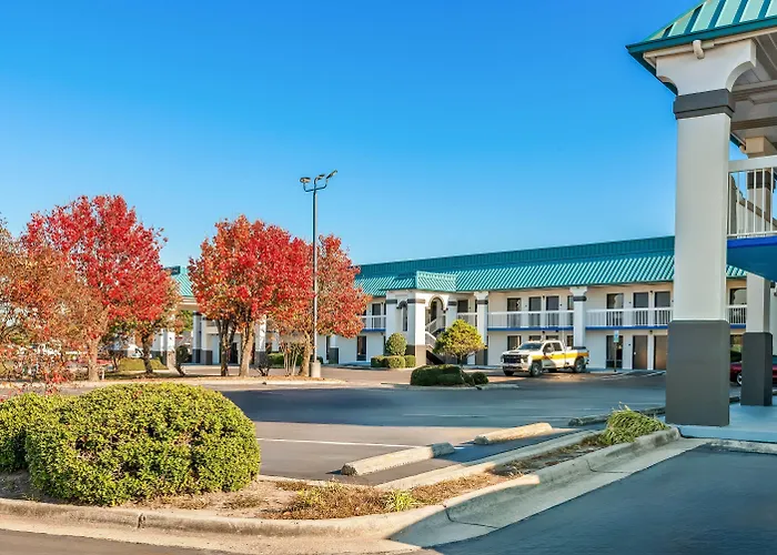 Days Inn By Wyndham Saint Pauls