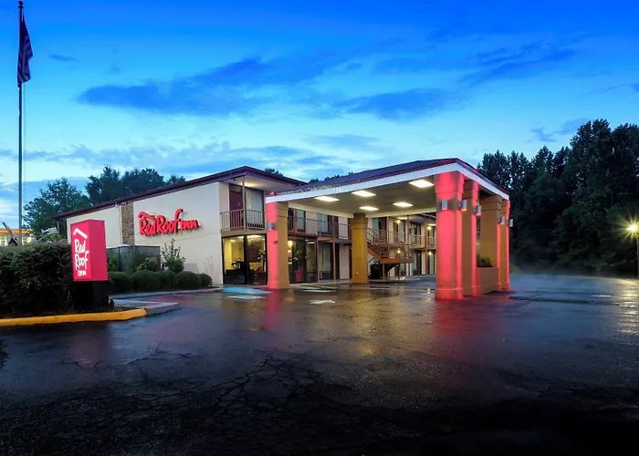 Red Roof Inn West Point