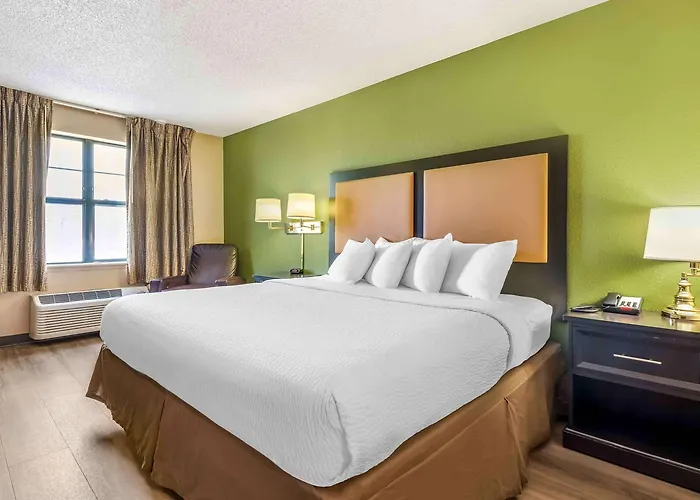 Extended Stay America Suites - Minneapolis - Maple Grove