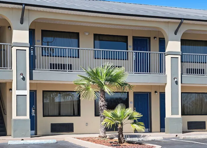 Motel 6 Prattville Al