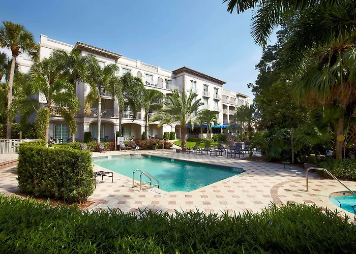 Trianon Bonita Bay Hotel