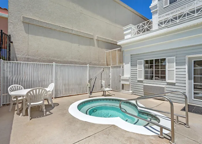 Best Western Luxury Inn