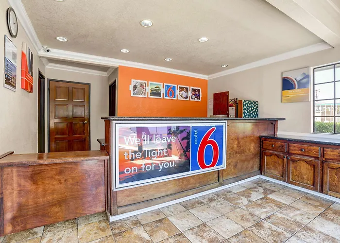 Motel 6-Fresno, Ca - Belmont Ave