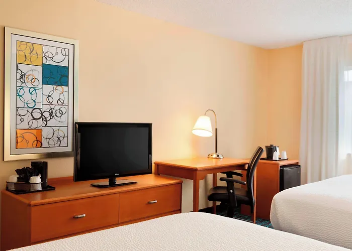 Fairfield Inn & Suites By Marriott Dallas Plano West