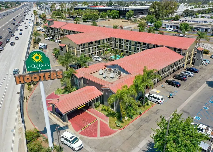 La Quinta Inn By Wyndham Costa Mesa Orange County
