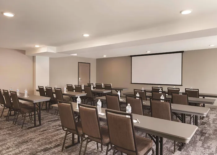 Country Inn & Suites By Radisson, Madison, Wi