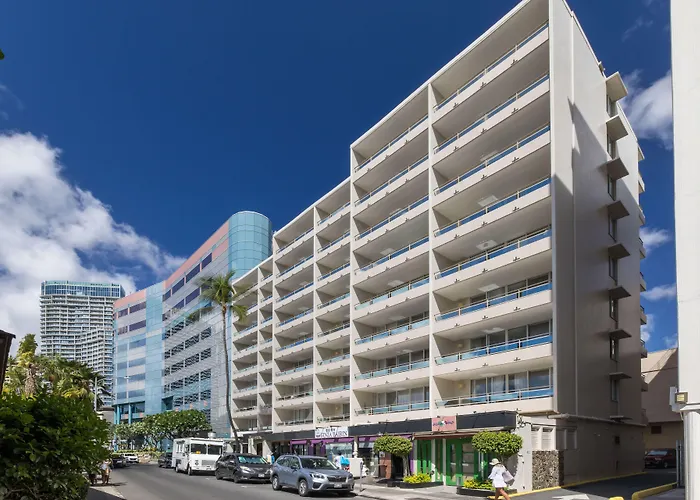 Regency On Beachwalk Waikiki By Outrigger