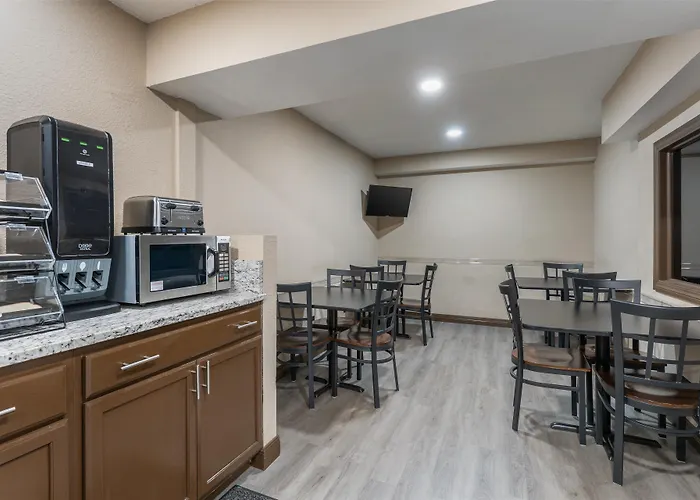 Surestay Hotel By Best Western Summersville