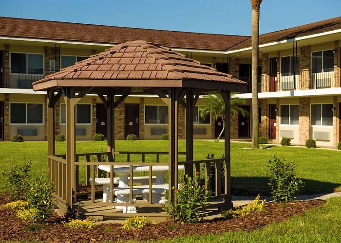Roadstar Hotel Zephyrhills-Dade City-Wesley Chapel Area