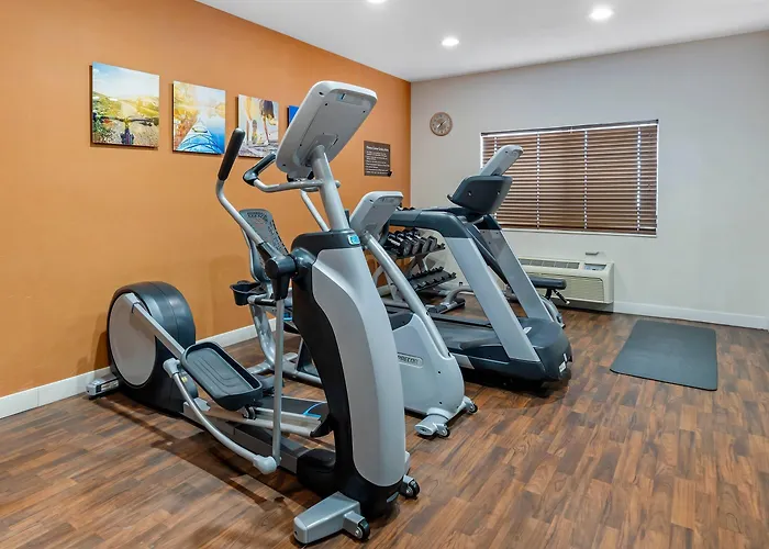 Comfort Suites Normal University Area