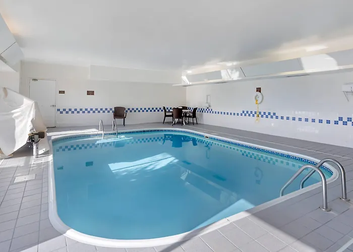 Comfort Suites Normal University Area
