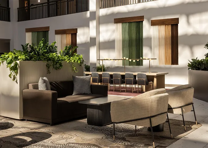 Embassy Suites By Hilton Cincinnati Northeast - Blue Ash