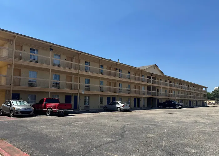 Days Inn By Wyndham Georgetown