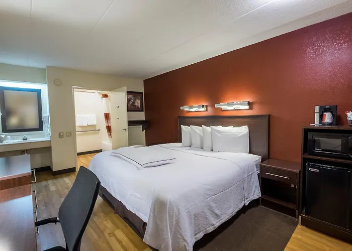 Red Roof Inn Plus+ University At Buffalo - Amherst