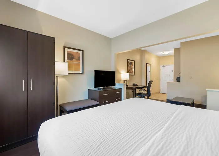 Best Western Hilliard Inn & Suites