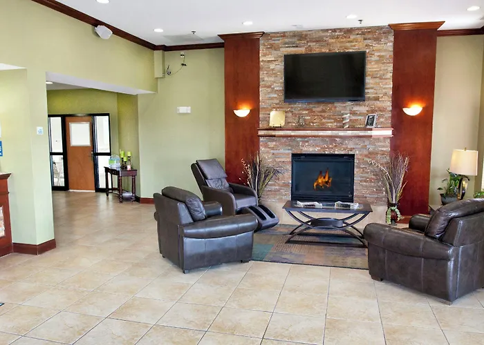 Holiday Inn Express Jamestown By Ihg