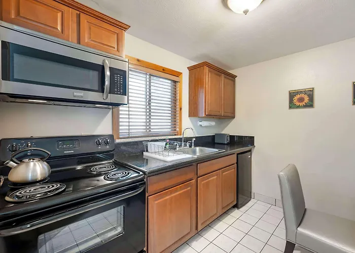 Best Western Ptarmigan Lodge