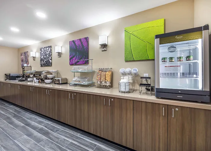 Sleep Inn & Suites Salina I-135