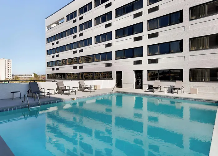 Fairfield By Marriott Inn & Suites Charleston Downtown