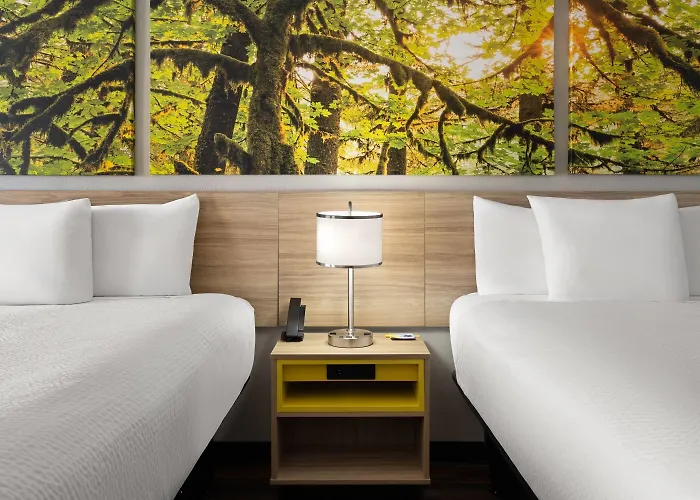 Days Inn & Suites By Wyndham Byram