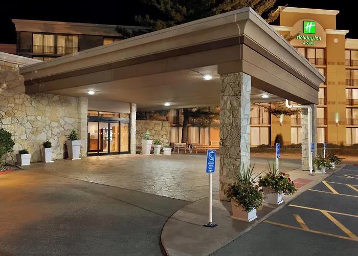 Holiday Inn Hotel & Suites Des Moines-Northwest By Ihg