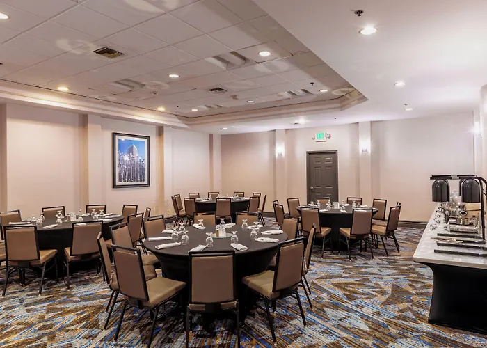 Embassy Suites Los Angeles - International Airport/North