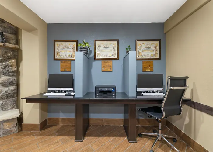 Best Western Maritime Inn
