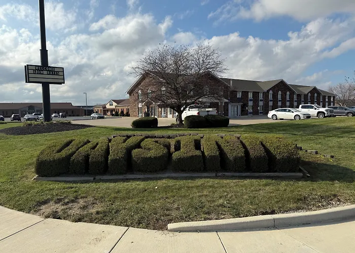 Days Inn By Wyndham Muncie -Ball State University