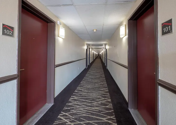 Red Roof Inn Warrenton