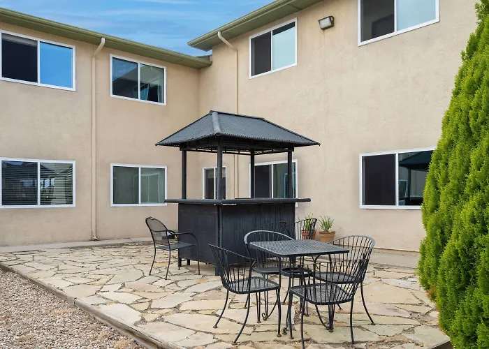 Days Inn By Wyndham Las Vegas