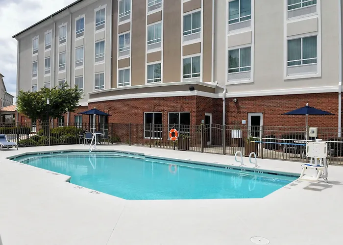 Holiday Inn Express & Suites - Valdosta By Ihg
