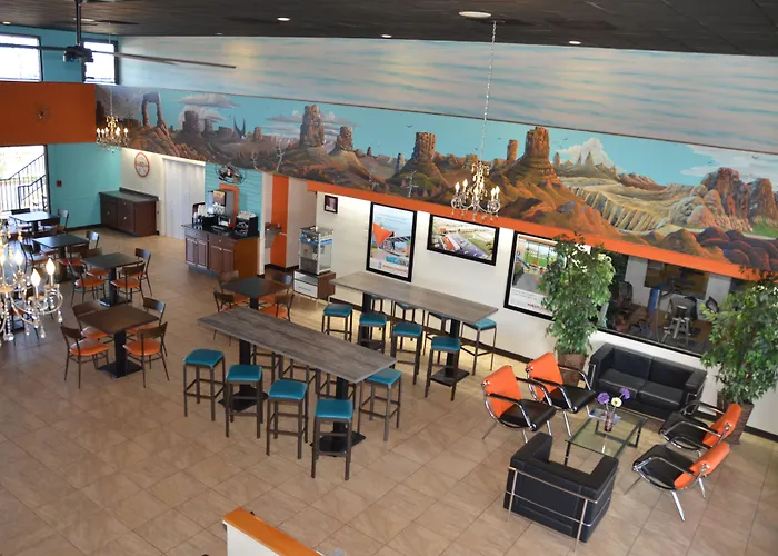 Howard Johnson By Wyndham Yuma