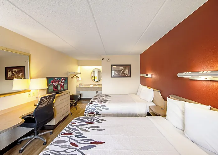 Red Roof Inn St Clairsville - Wheeling West