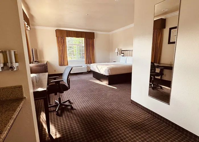 The Miramar Inn