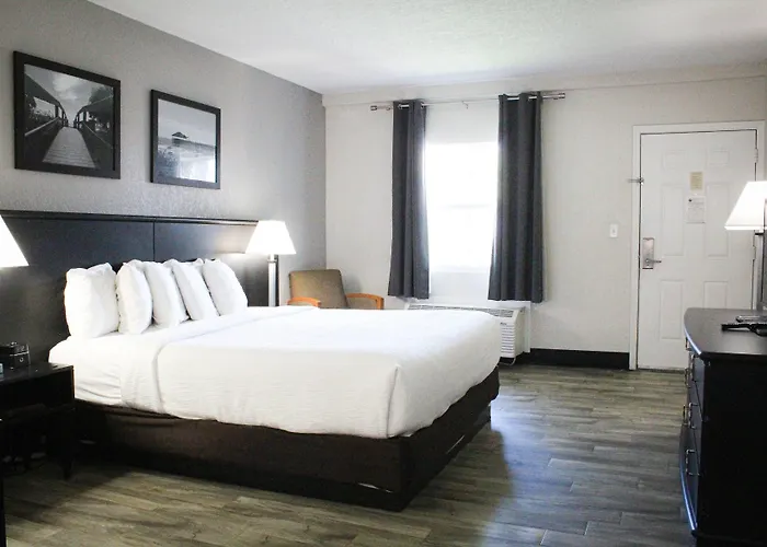 La Quinta Inn By Wyndham Cocoa Beach-Port Canaveral