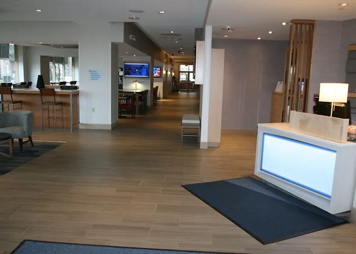 Holiday Inn Express&Suites Buffalo Downtown, NY