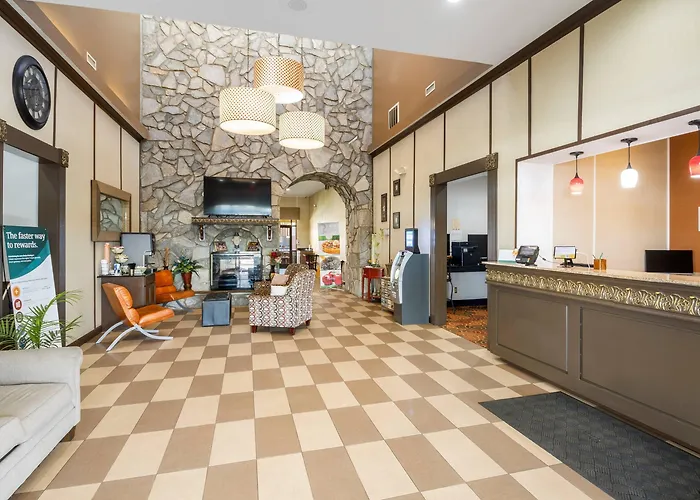 Quality Suites Hickory South