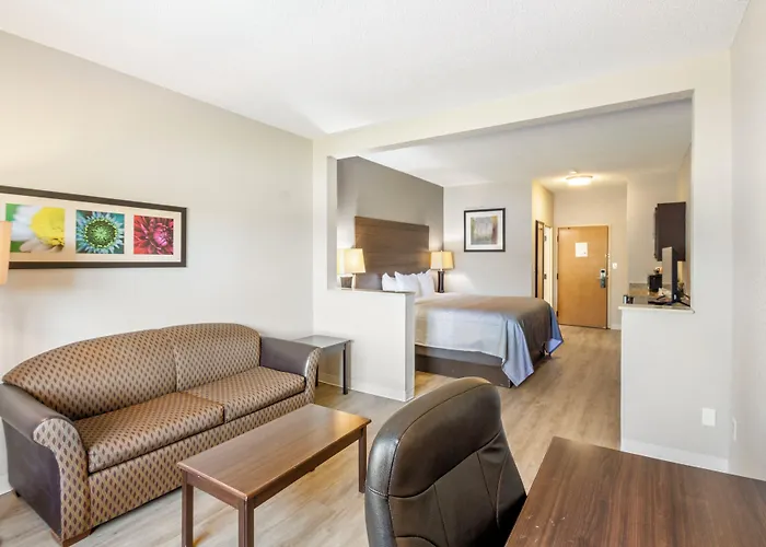 Quality Suites Hickory South
