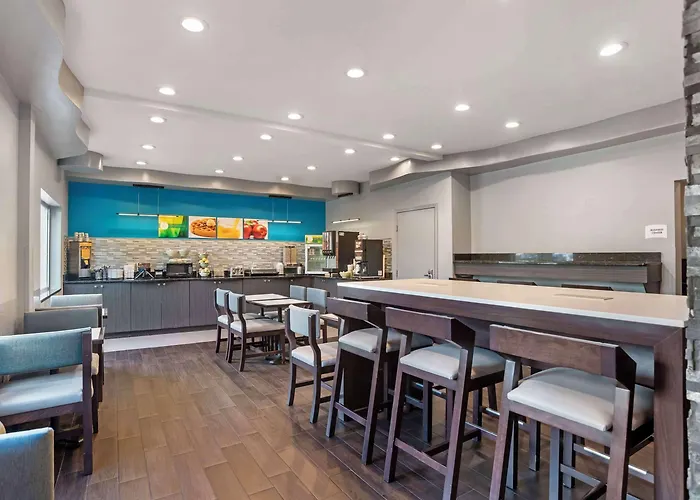 Quality Inn & Suites Birmingham - Highway 280