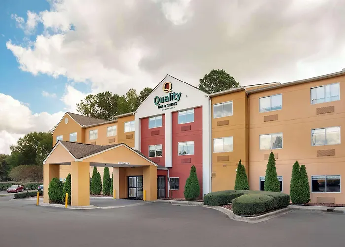 Quality Inn & Suites Birmingham - Highway 280
