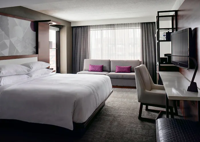 Marriott East Lansing At University Place
