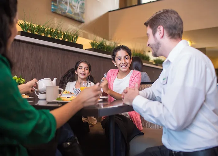 Holiday Inn Indianapolis - Airport Area N By Ihg